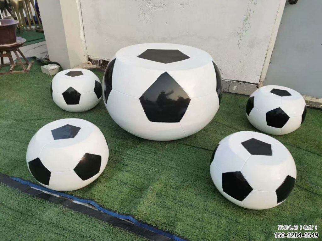 草地凳子雕塑 現(xiàn)代校園小品 大型雕塑 草地凳子雕塑 現(xiàn)代校園小品 大型雕塑