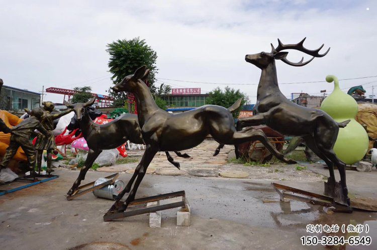 廣安戶外小鹿批發(fā)，動物雕塑，梅花鹿銅雕塑供求